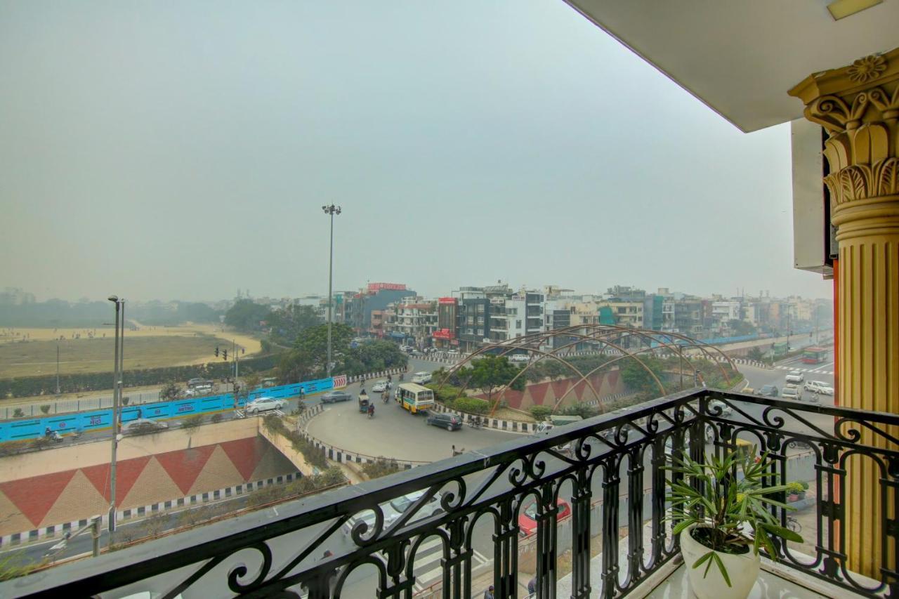 Townhouse Oak Hotel Dev Palace 德里 外观 照片