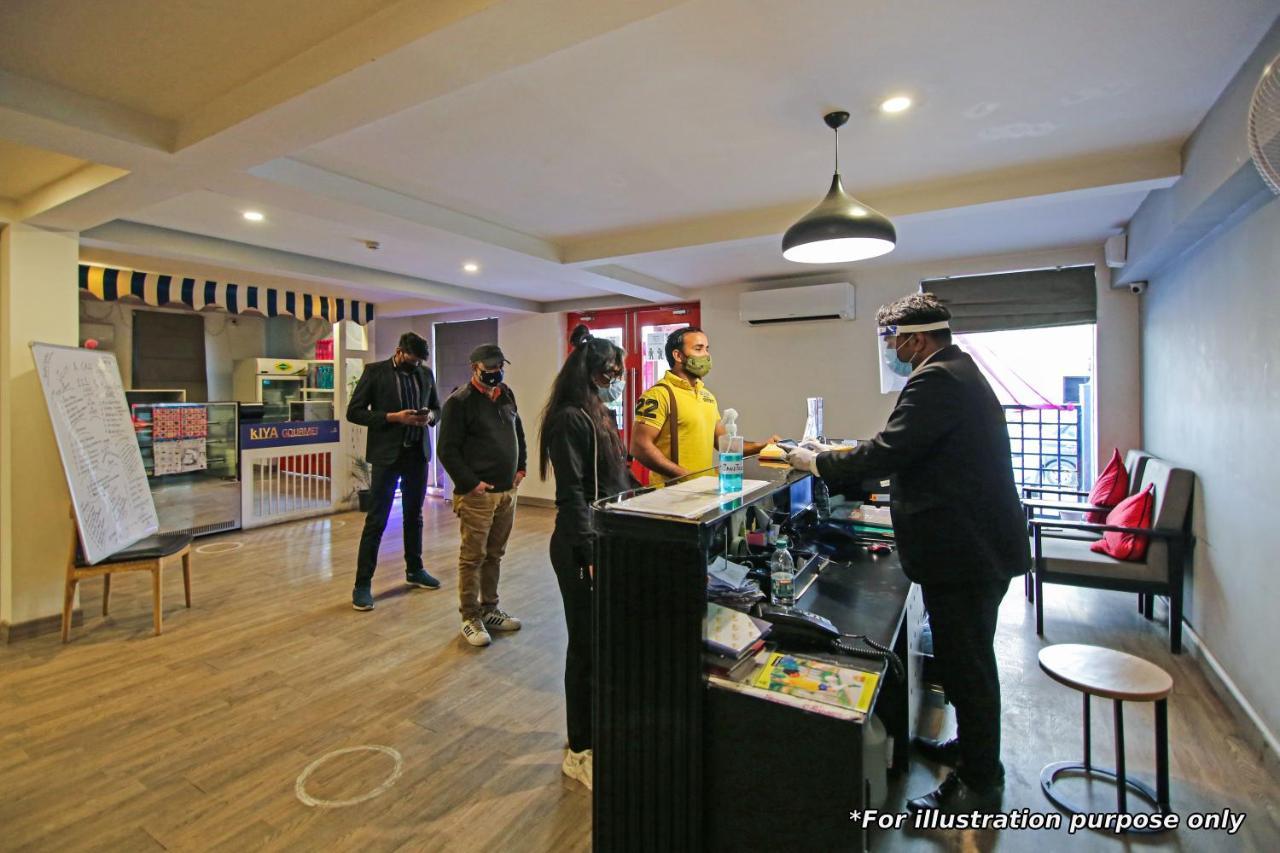 Townhouse Oak Hotel Dev Palace 德里 外观 照片